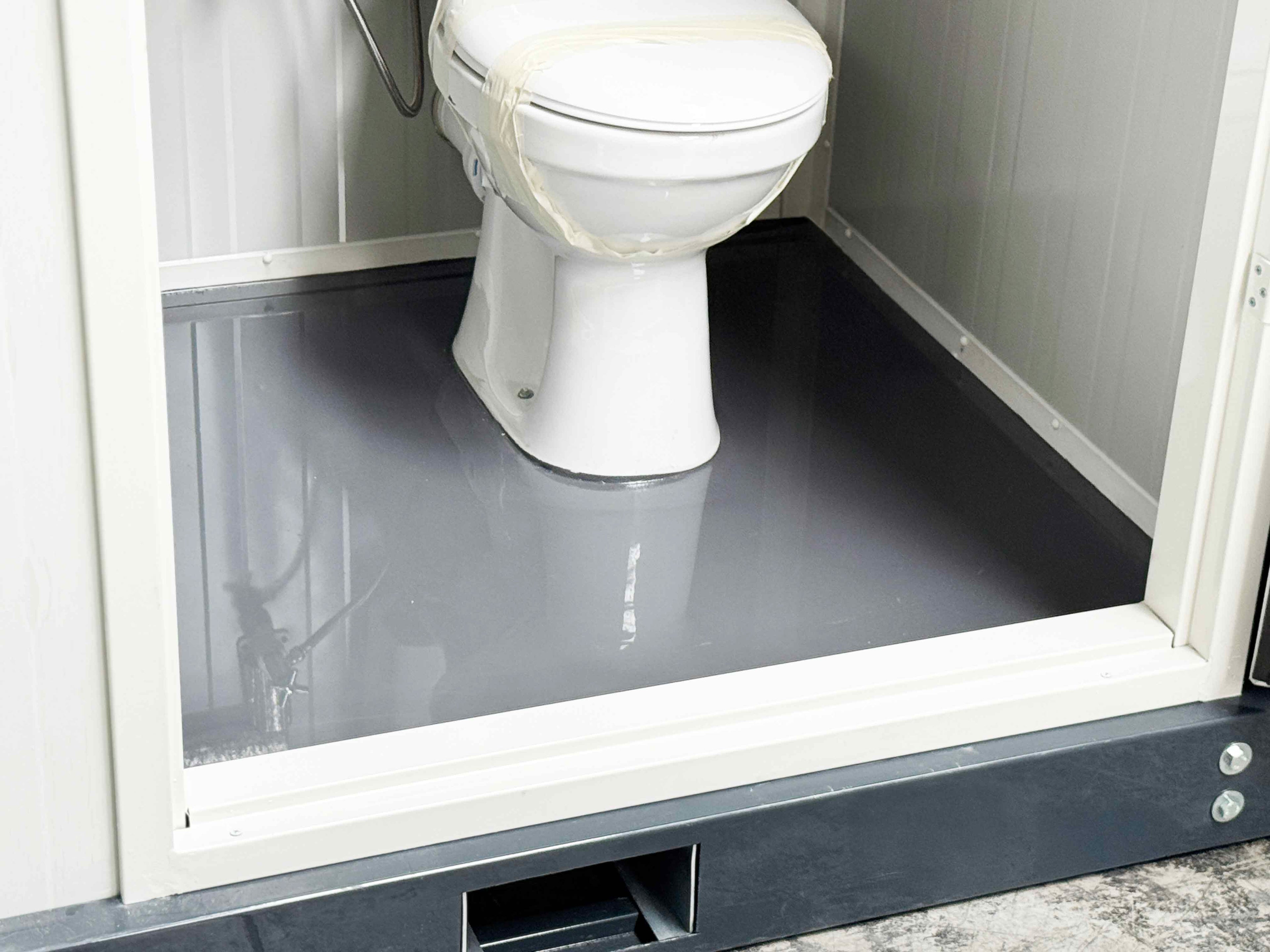 WC-WC Sanitärcontainer