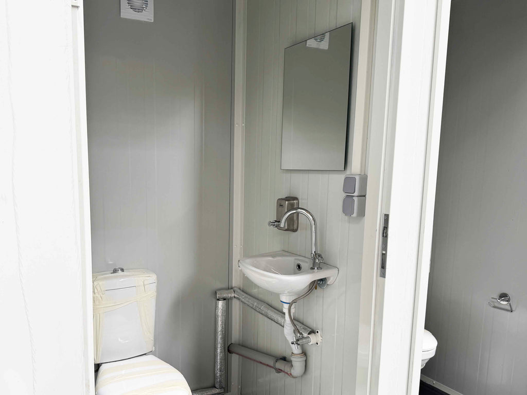 WC-WC Sanitärcontainer
